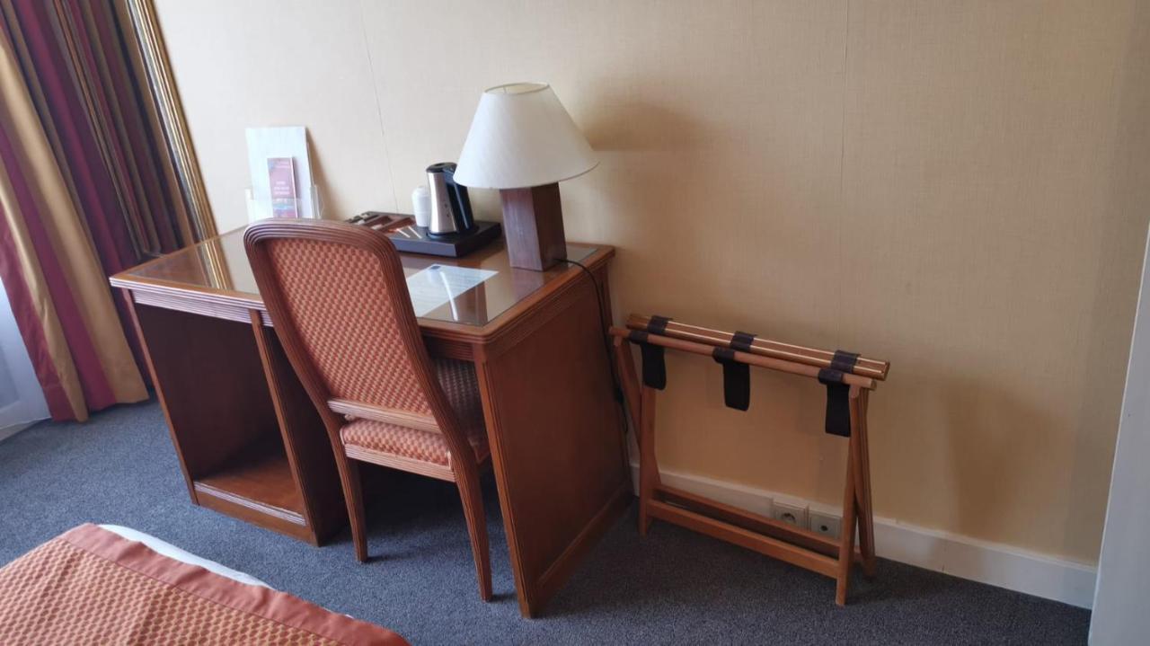 Le Grand Monarque Hotel Melun Luaran gambar