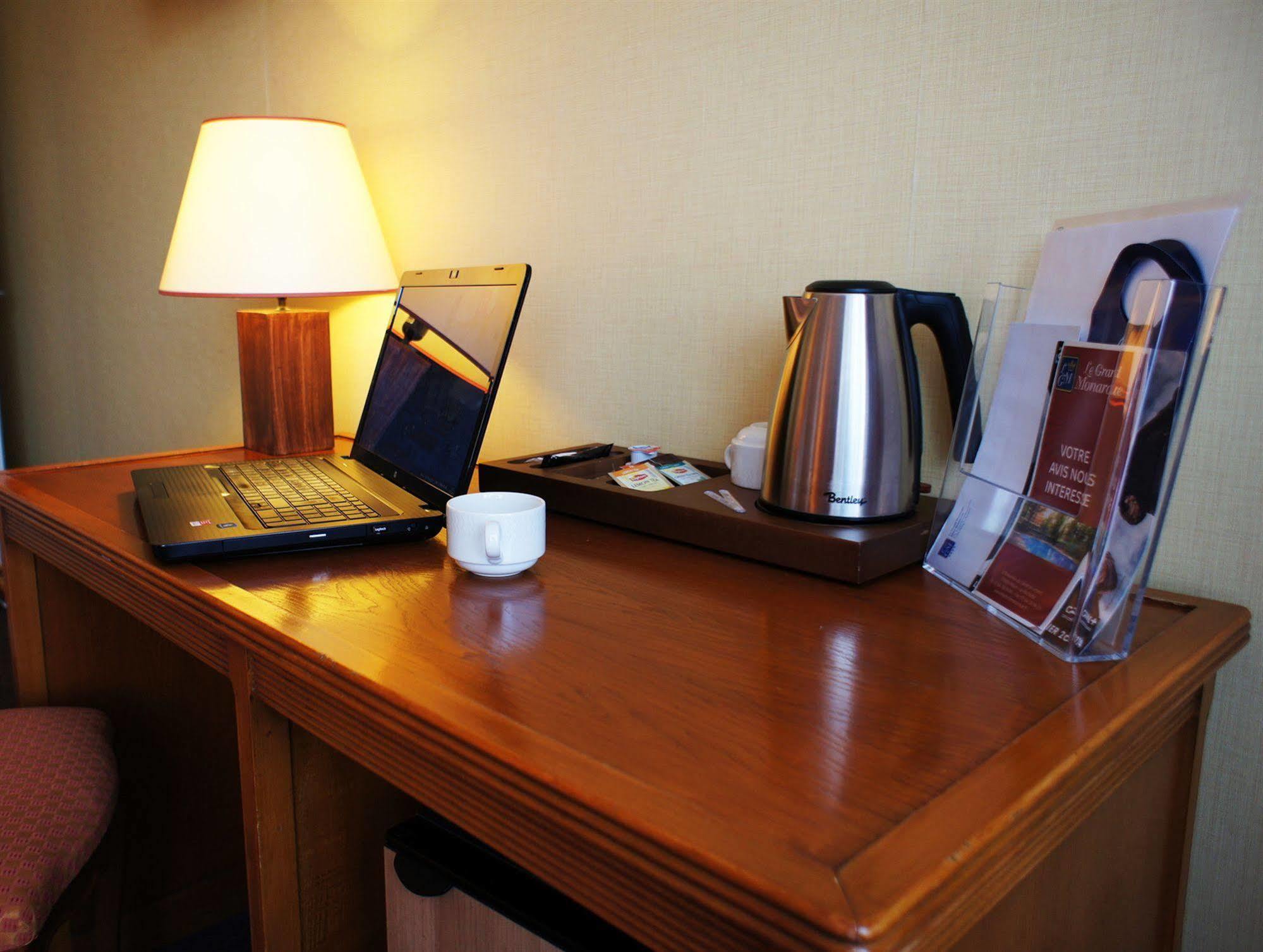 Le Grand Monarque Hotel Melun Luaran gambar