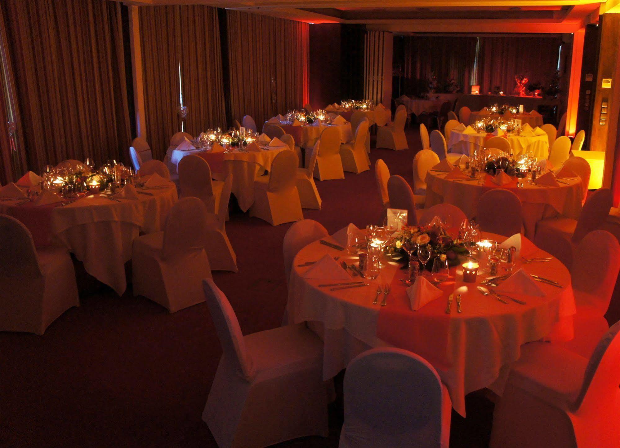 Le Grand Monarque Hotel Melun Luaran gambar