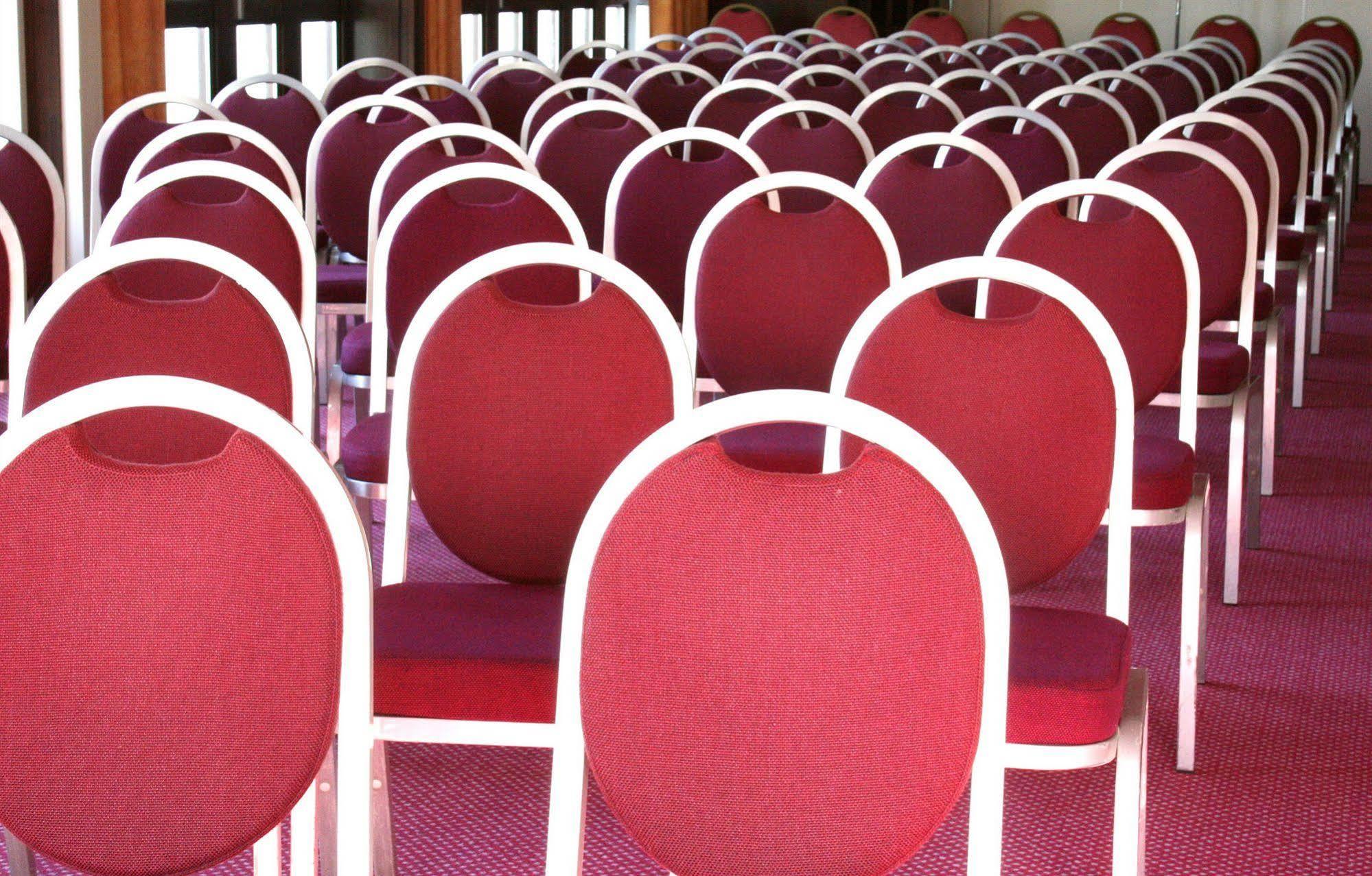 Le Grand Monarque Hotel Melun Luaran gambar